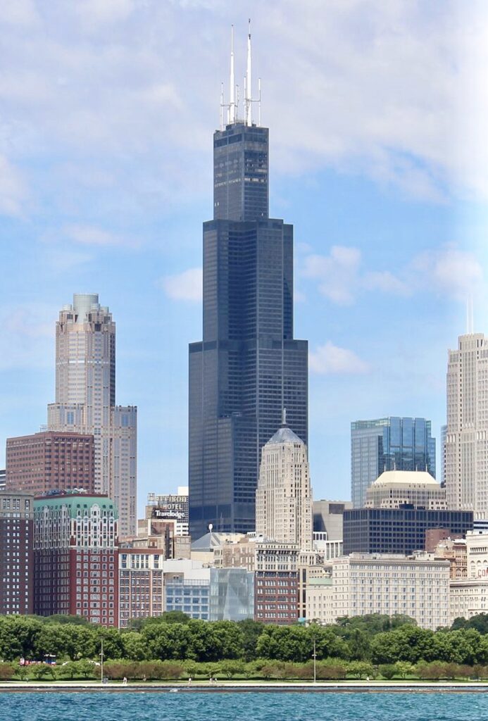 Willis_Tower_From_Lake